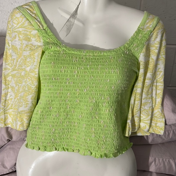 Free people - Picture 1 of 5